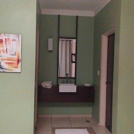 Movie Inn Motel E Hospedagem (Adults Only) Ribeirao Preto Luaran gambar