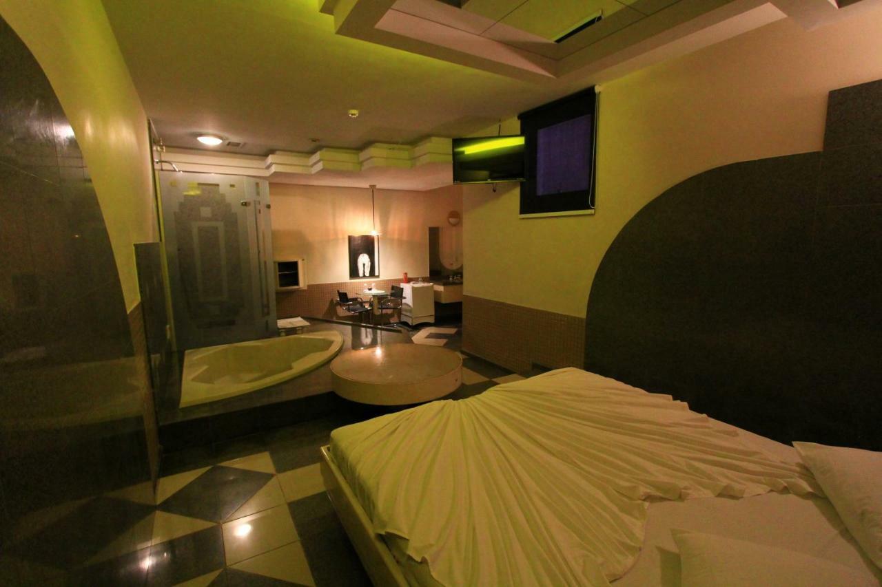 Movie Inn Motel E Hospedagem (Adults Only) Ribeirao Preto Luaran gambar
